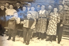 Моладзь з Кажан-Гарадка